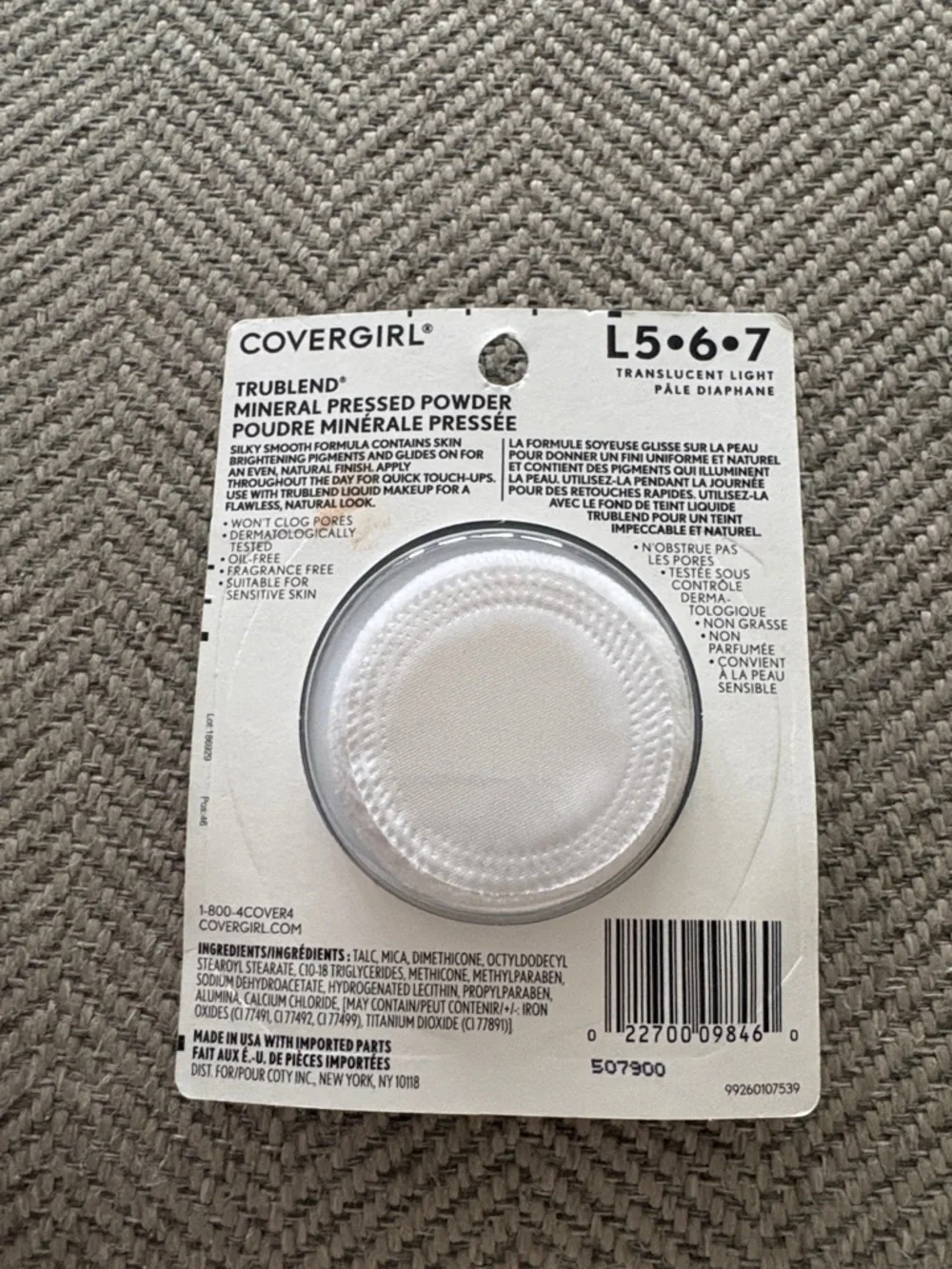 COVERGIRL TruBlend Pressed Powder - Translucent Light (L5•6•7) - Picture 3 of 3